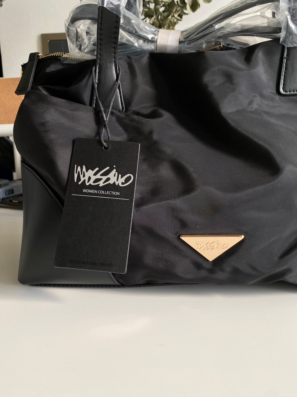 Cartera Negra Mossimo