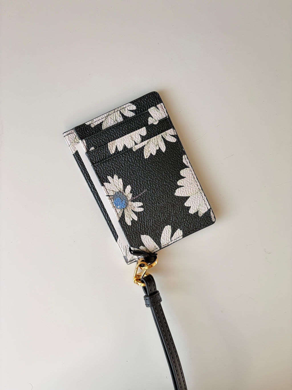 Tarjetero Bimba Y Lola – Estampado Floral Negro