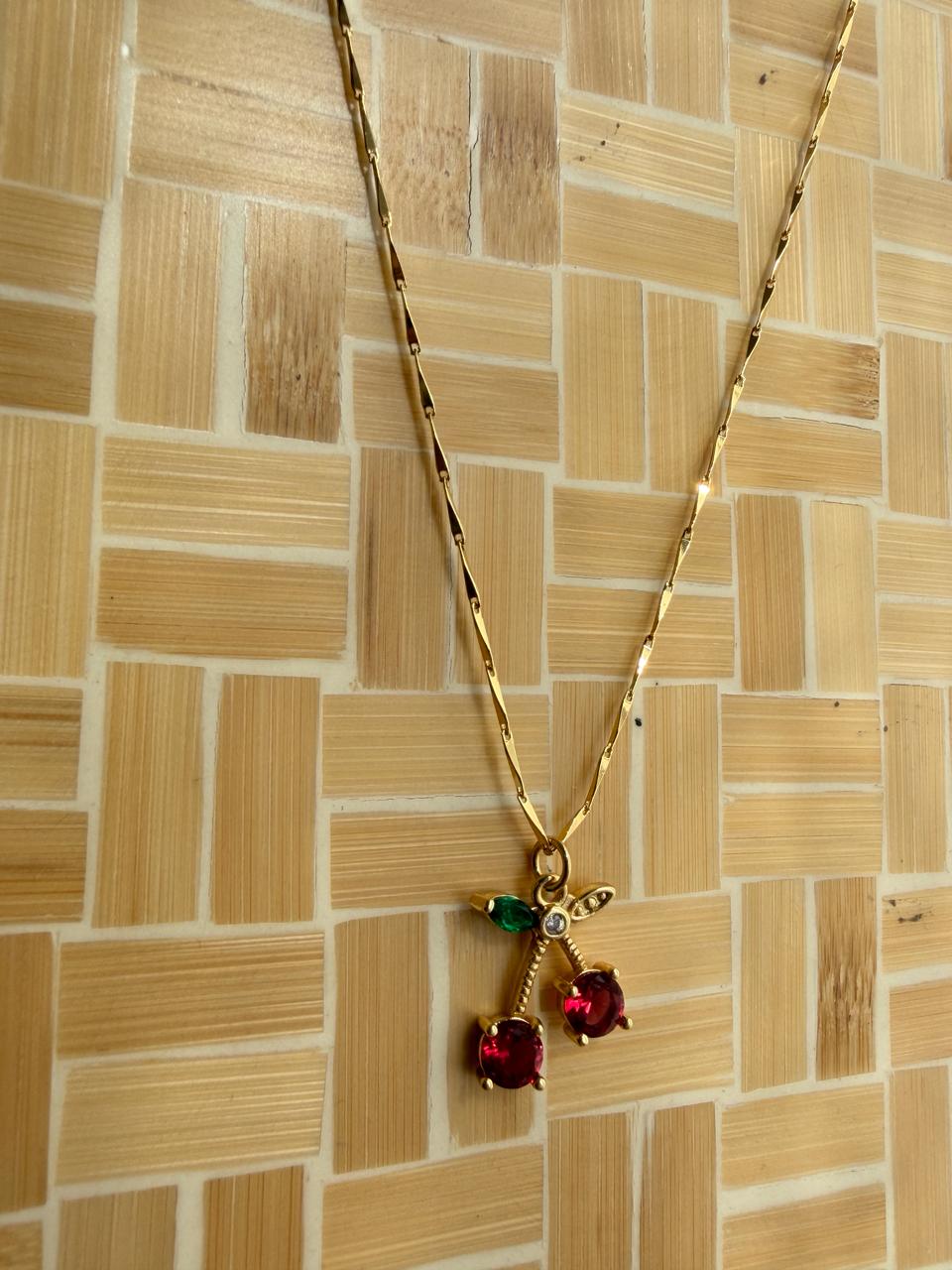 Collar Guinda Liso